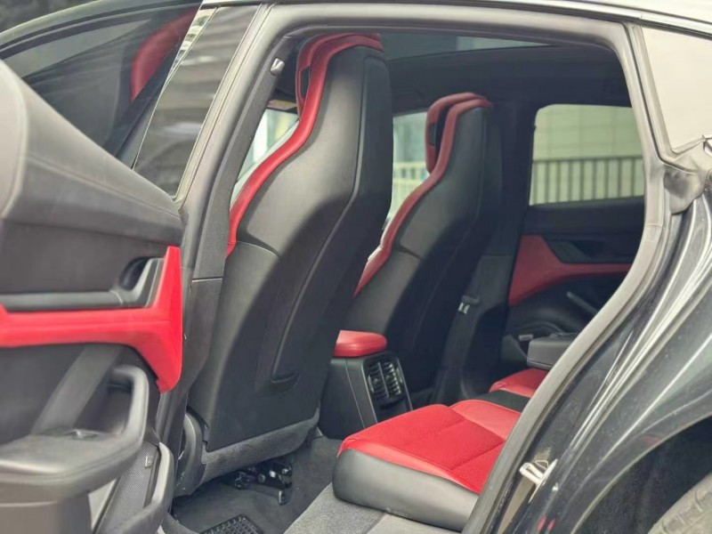 佛山21年保时捷Taycan7