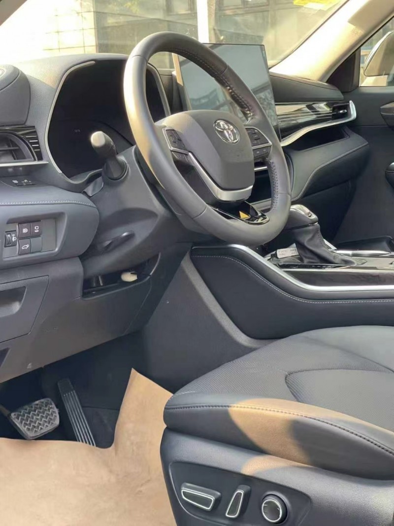 佛山26年丰田汉兰达4