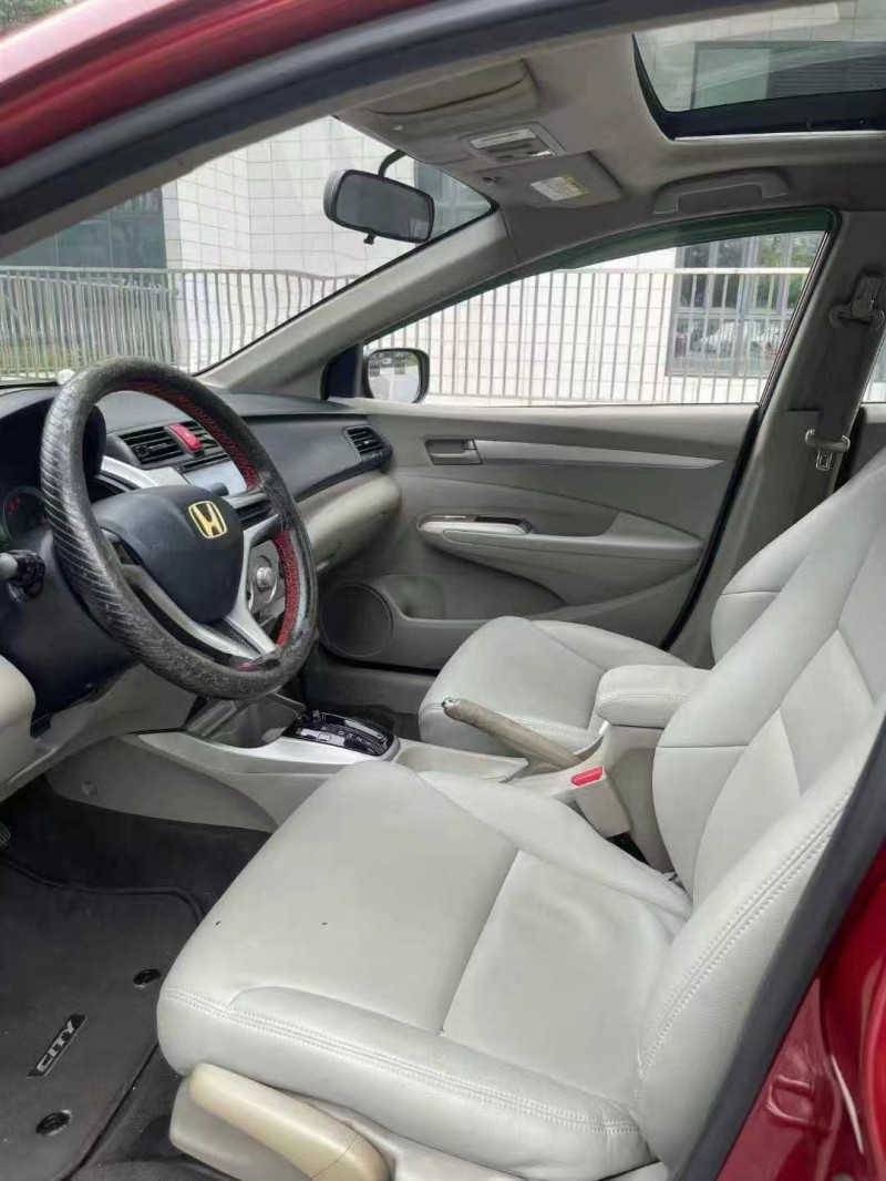 佛山10年本田锋范5