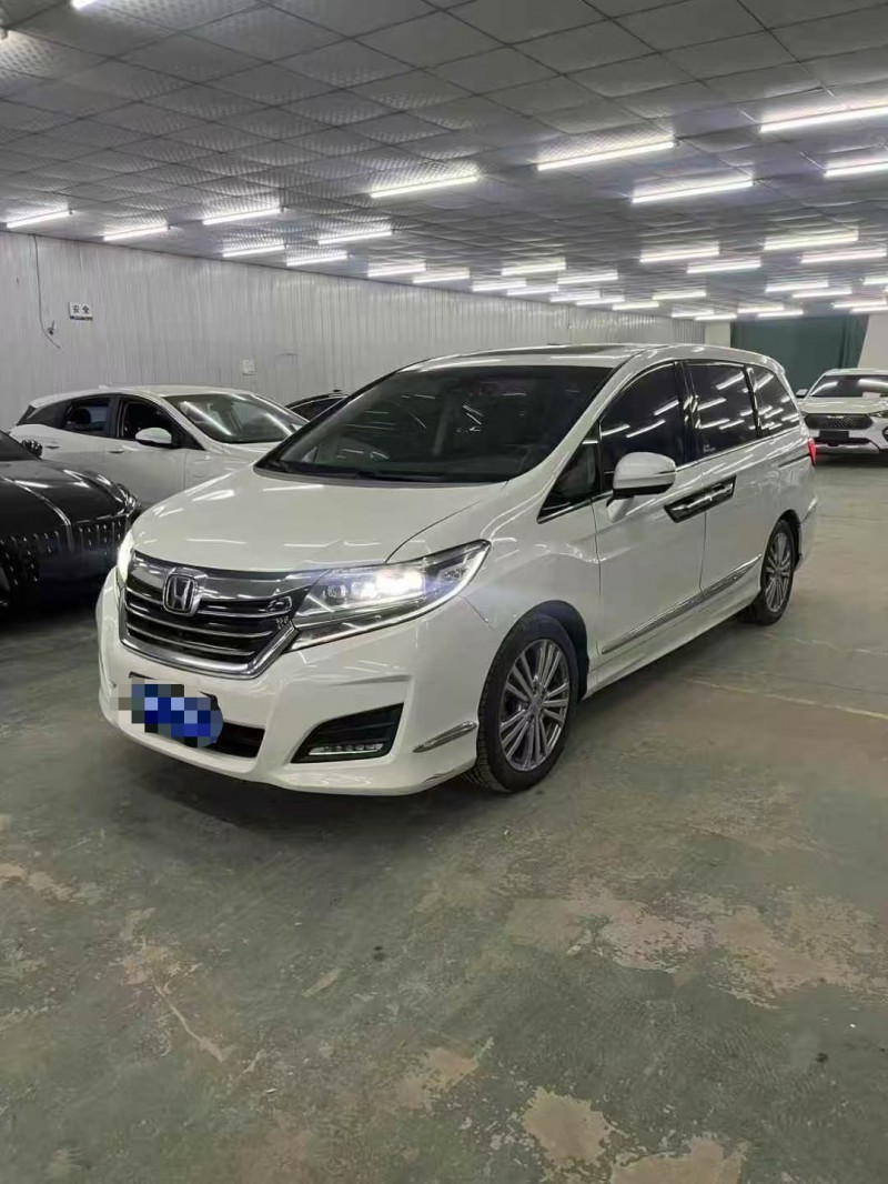 蚌埠17年本田艾力绅2