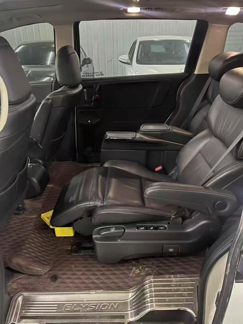 蚌埠17年本田艾力绅3