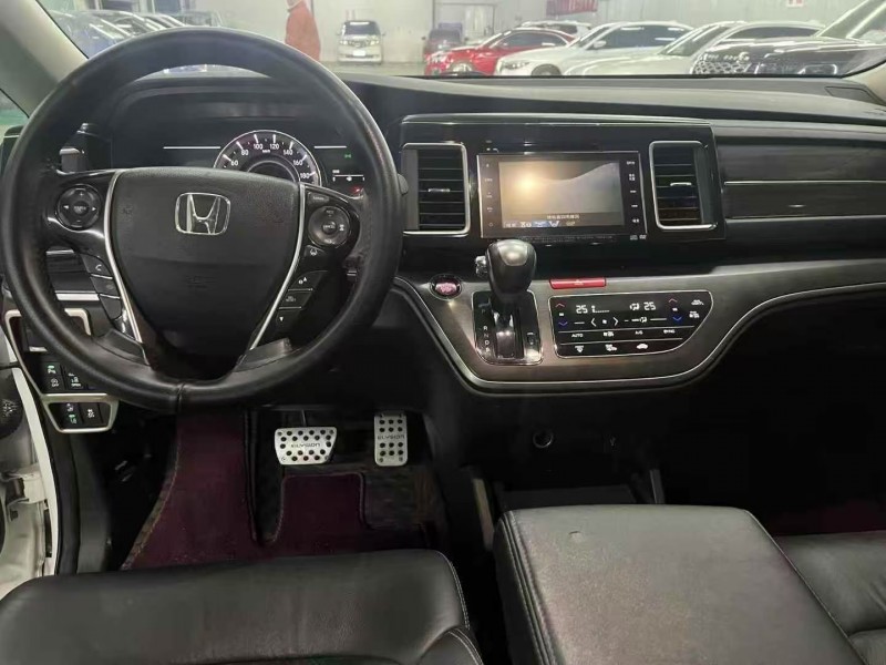 蚌埠17年本田艾力绅4