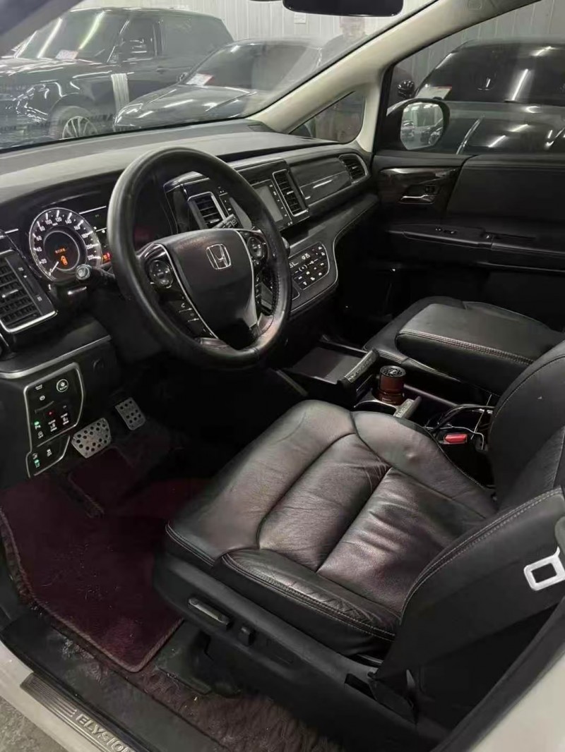 蚌埠17年本田艾力绅5