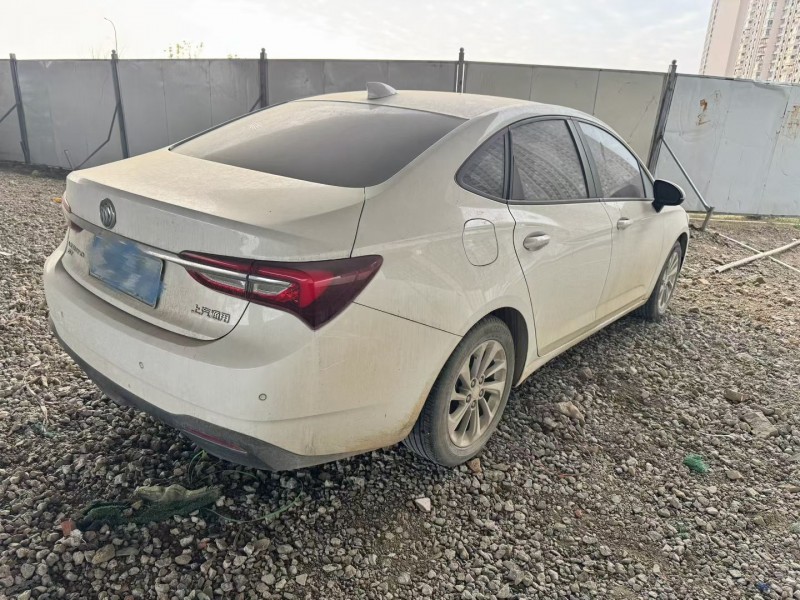 盐城20年别克威朗4