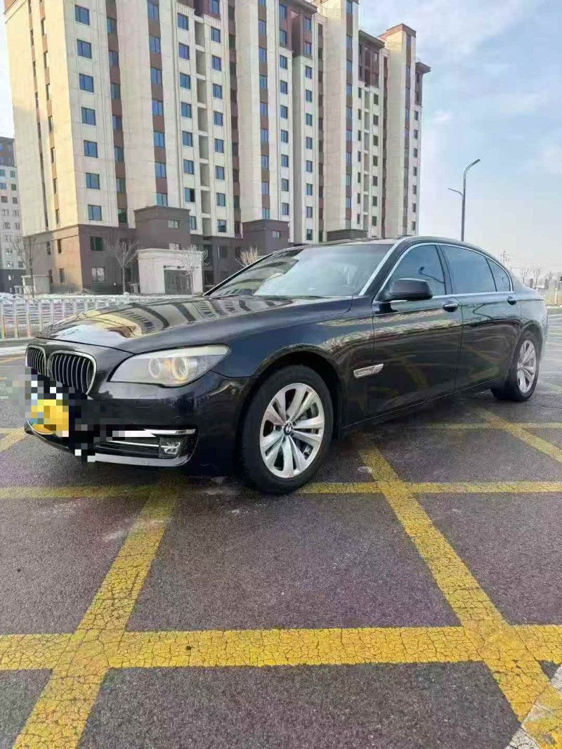 保定12年宝马7系2