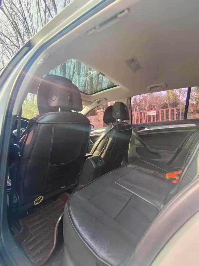 淄博17年大众高尔夫5