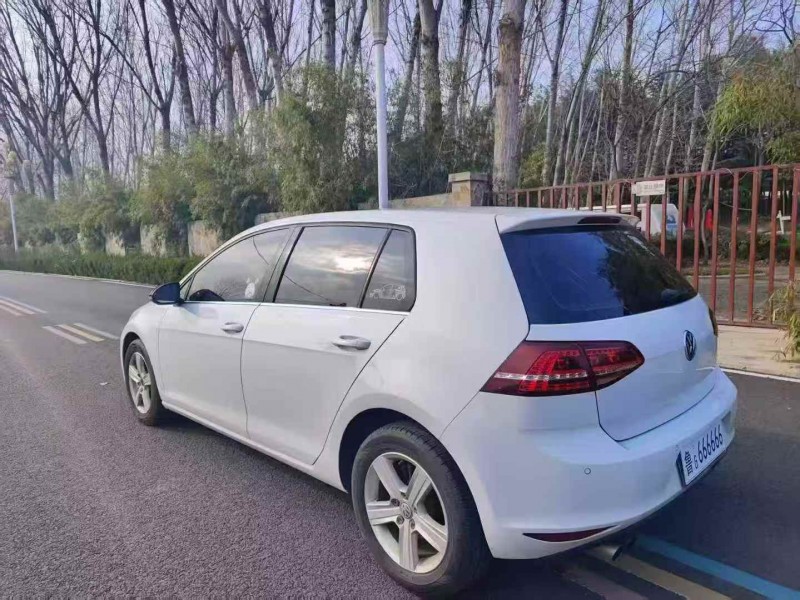 淄博17年大众高尔夫7