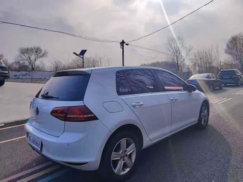 淄博17年大众高尔夫8