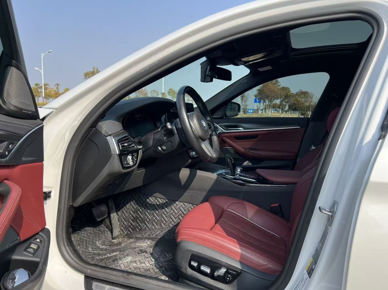 苏州22年宝马5系4