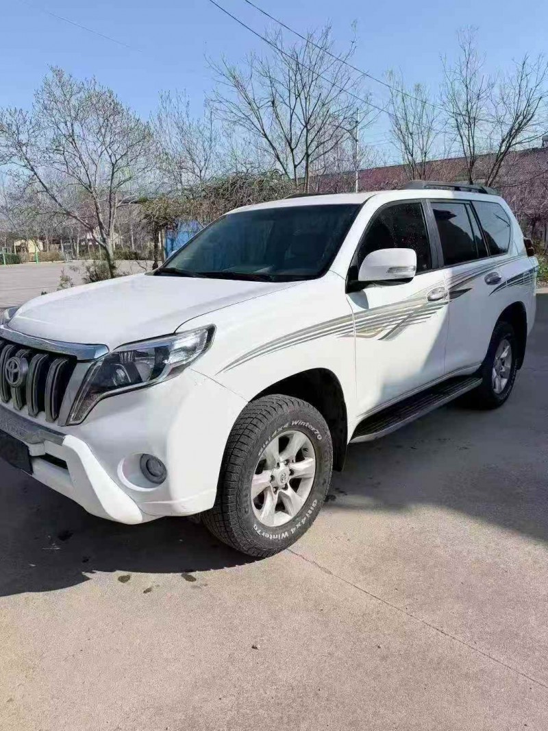 枣庄12年丰田普拉多3