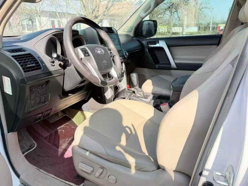 枣庄12年丰田普拉多4