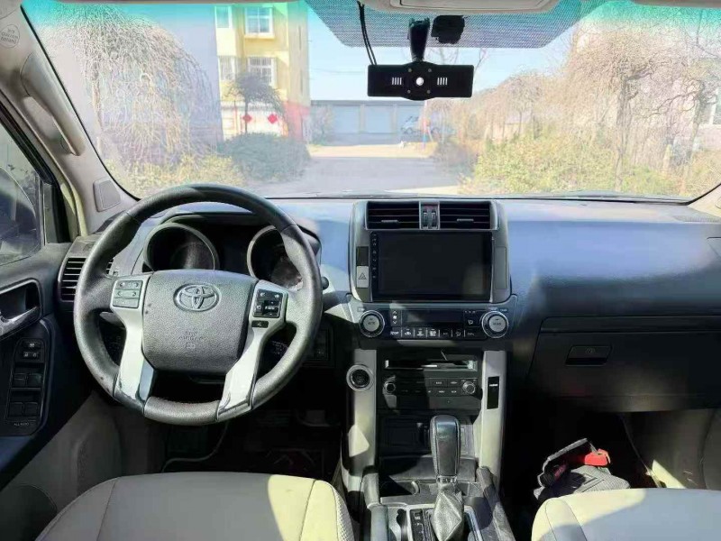 枣庄12年丰田普拉多5