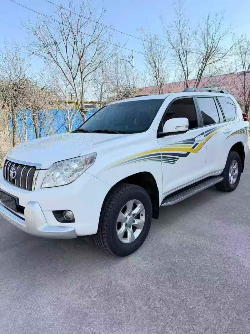 济宁13年丰田普拉多2