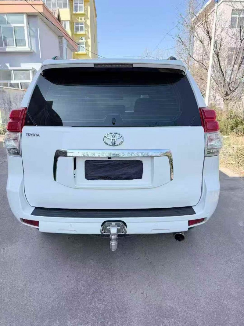 济宁13年丰田普拉多9