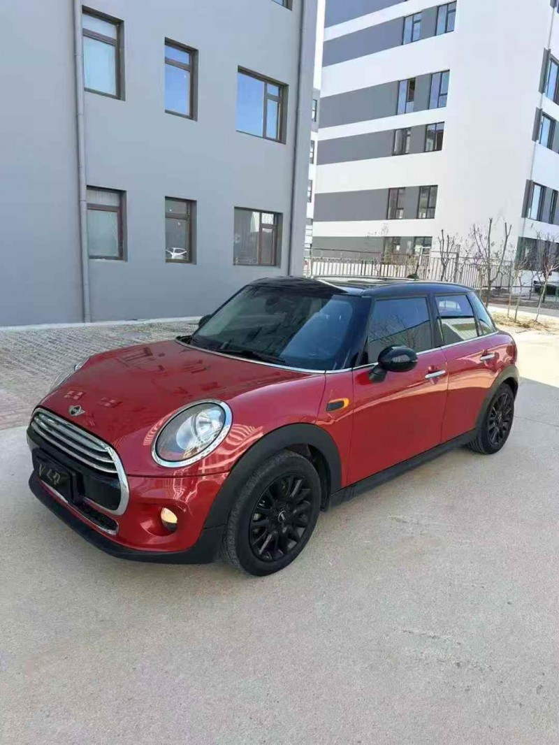 东营17年宝马迷你2