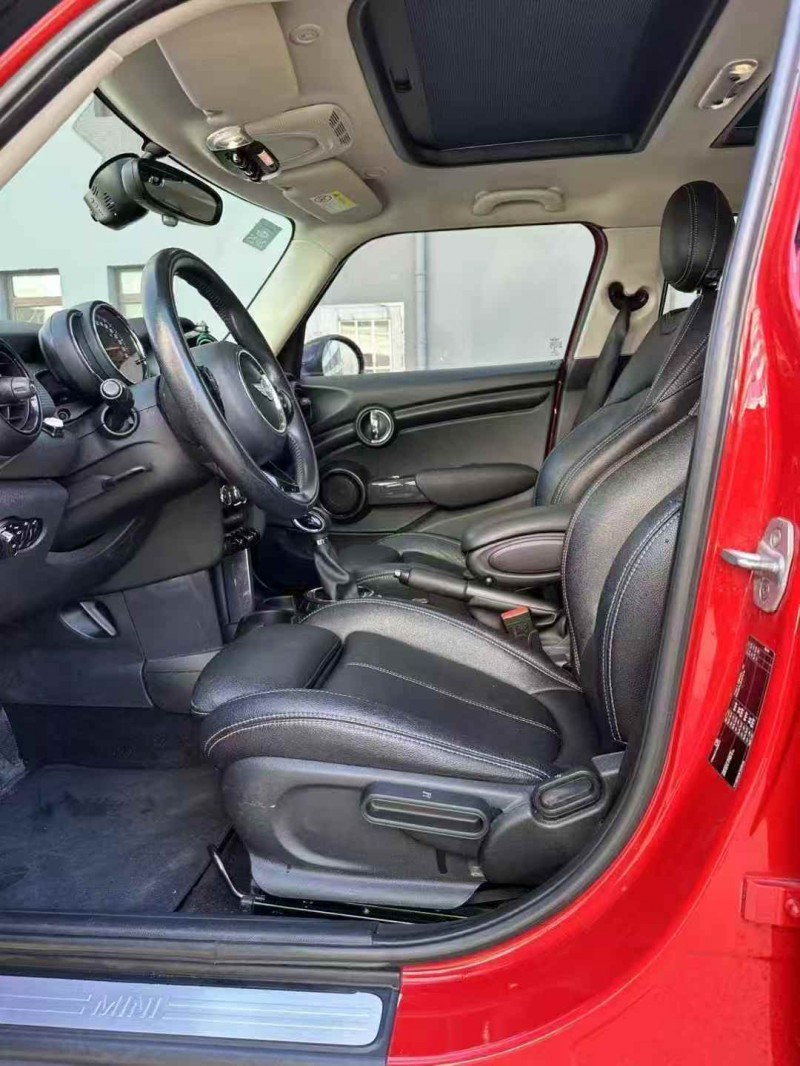 东营17年宝马迷你5