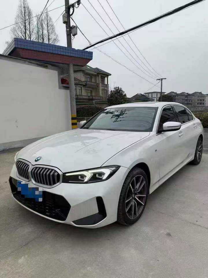 湖州23年宝马3系2