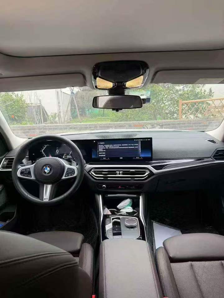 湖州23年宝马3系6