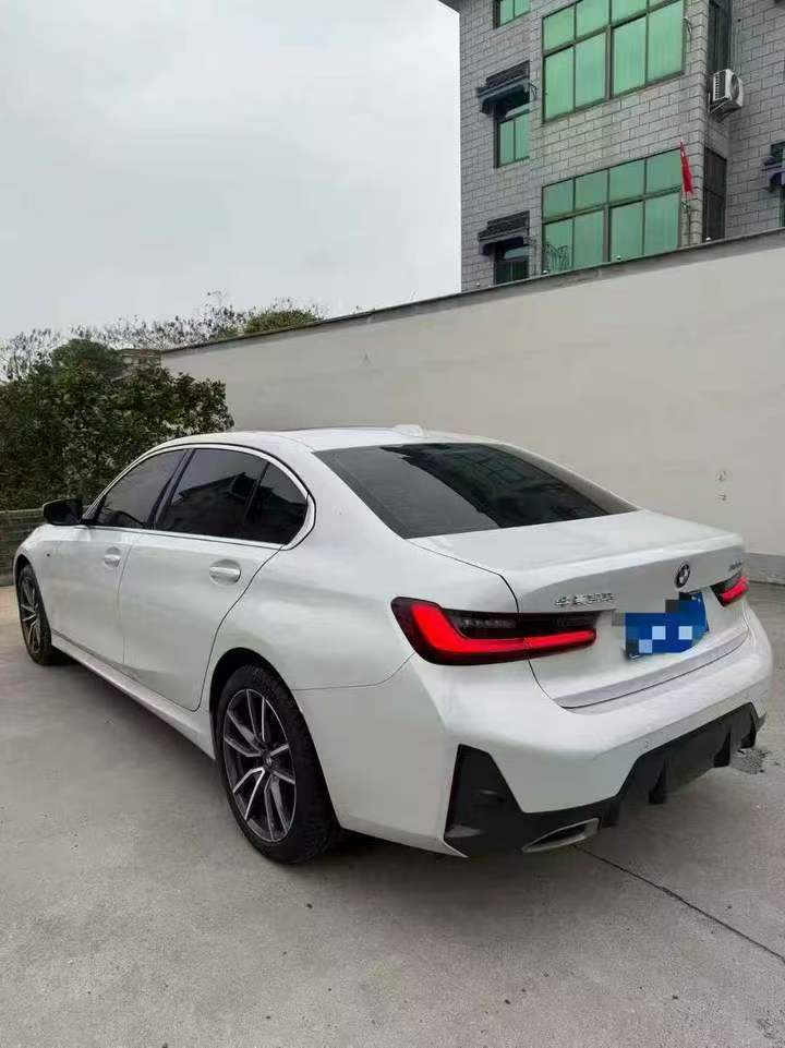 湖州23年宝马3系7