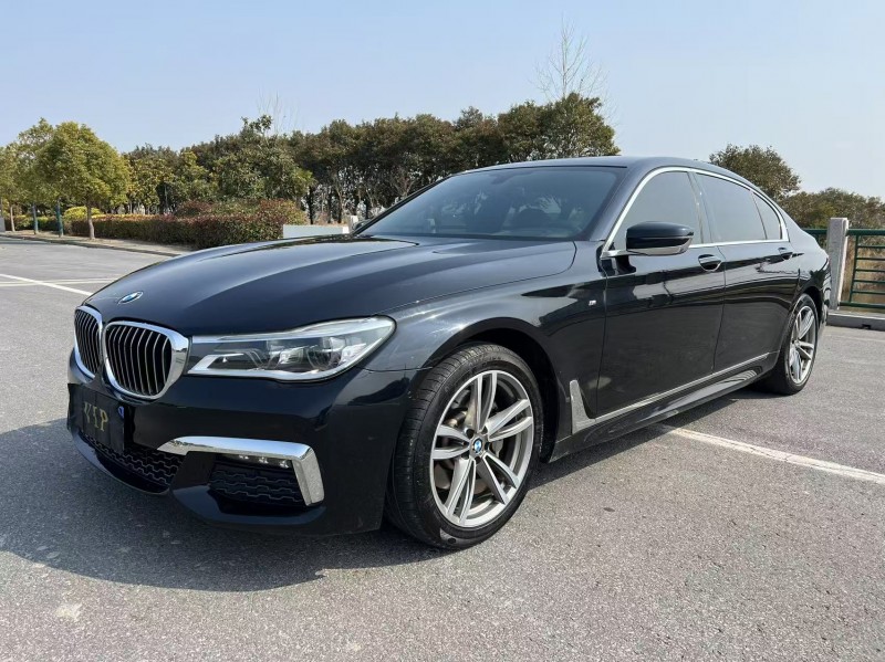 盐城18年宝马7系3