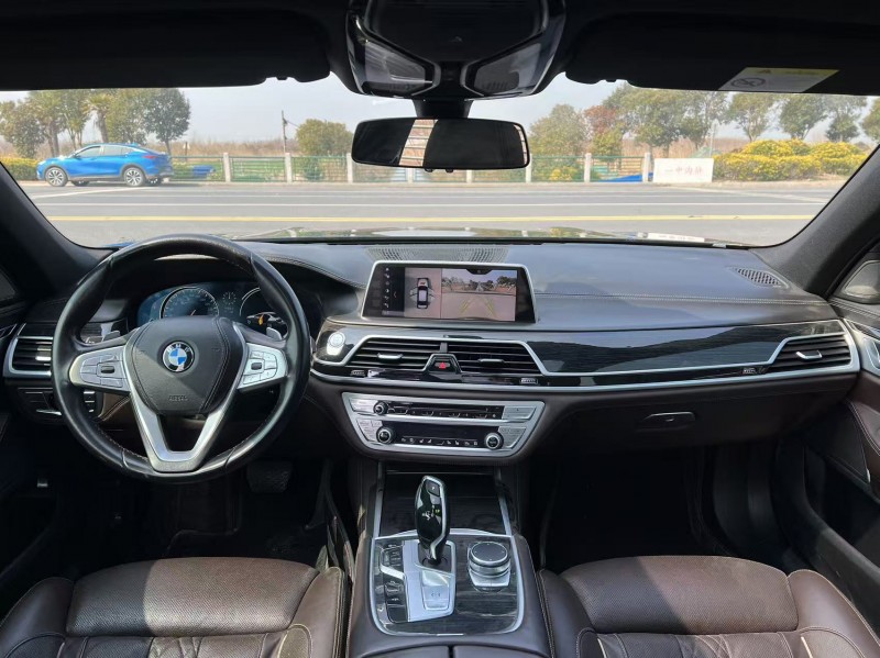 盐城18年宝马7系7