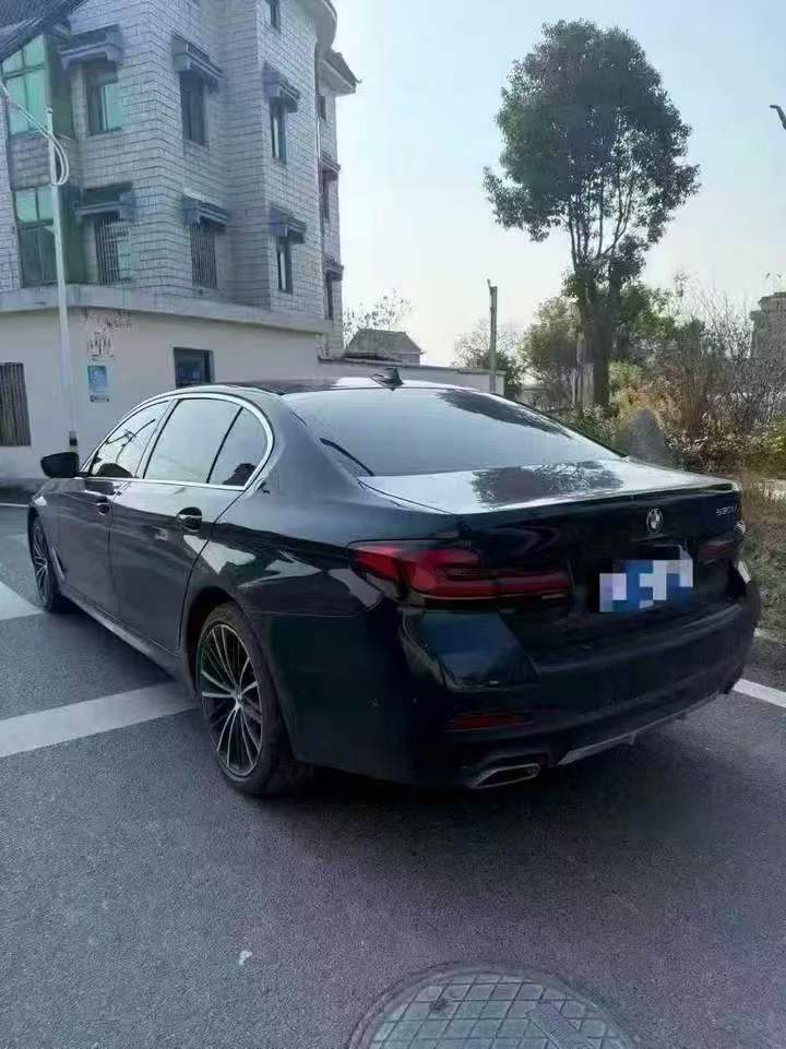 嘉兴22年宝马5系9