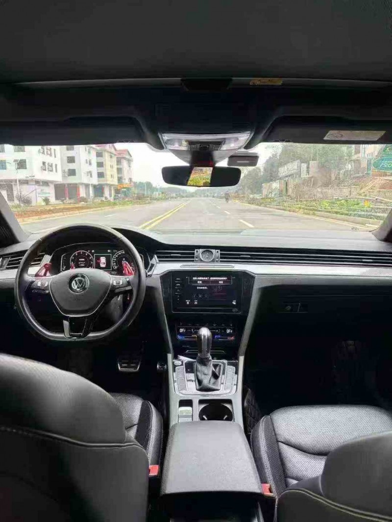 张家界20年大众CC6