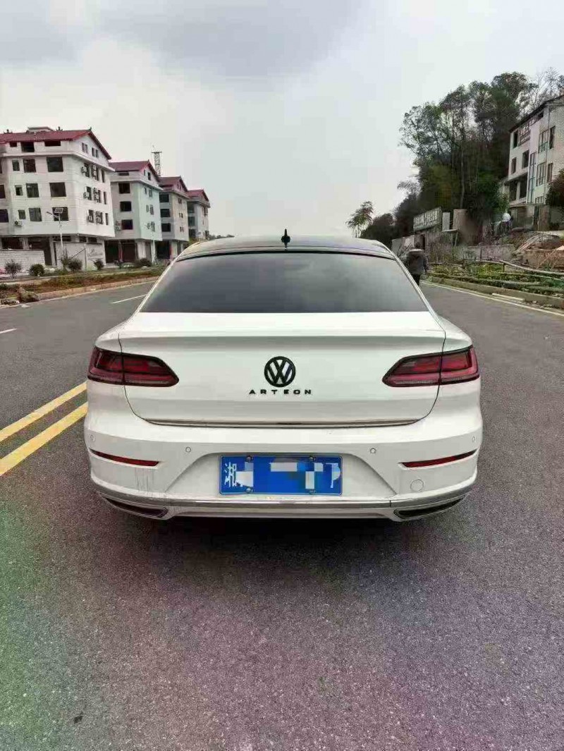 张家界20年大众CC9