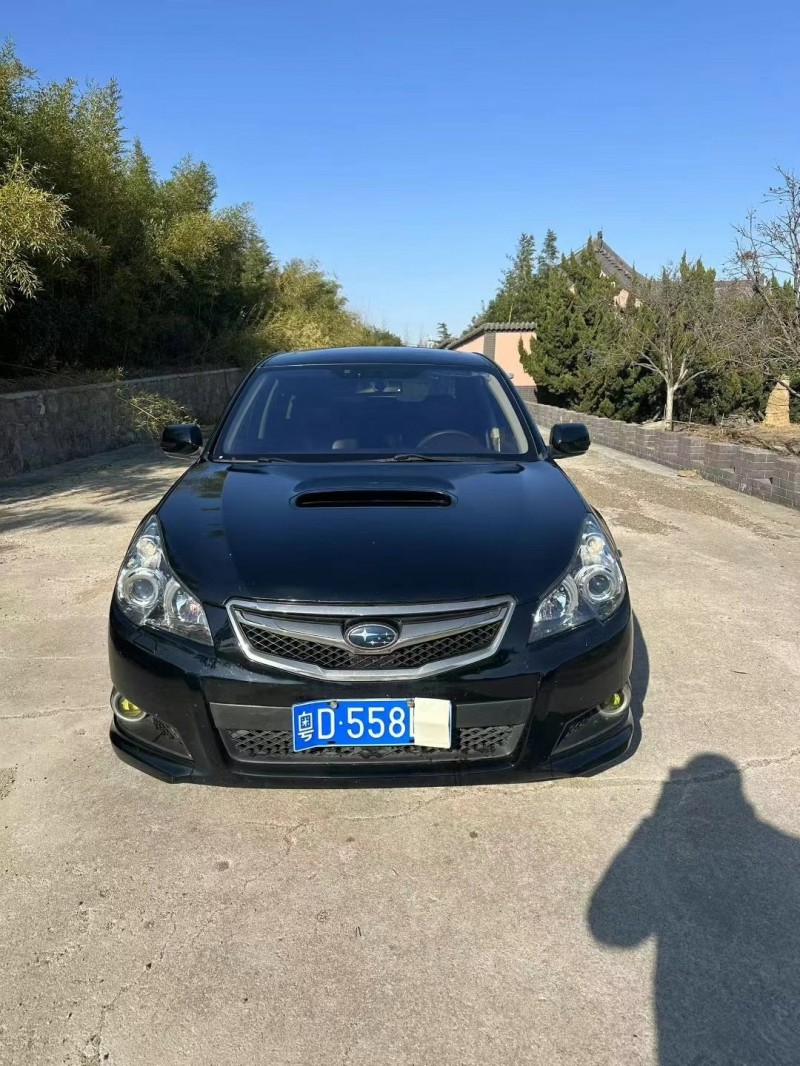 青岛10年斯巴鲁力狮1