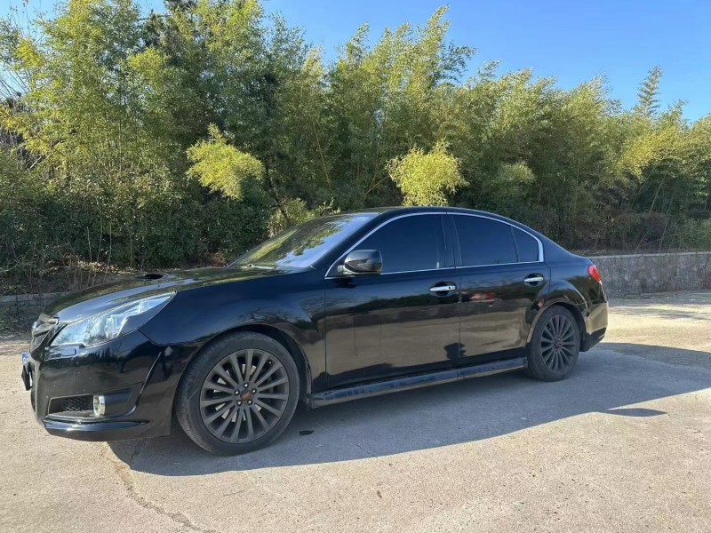 青岛10年斯巴鲁力狮2