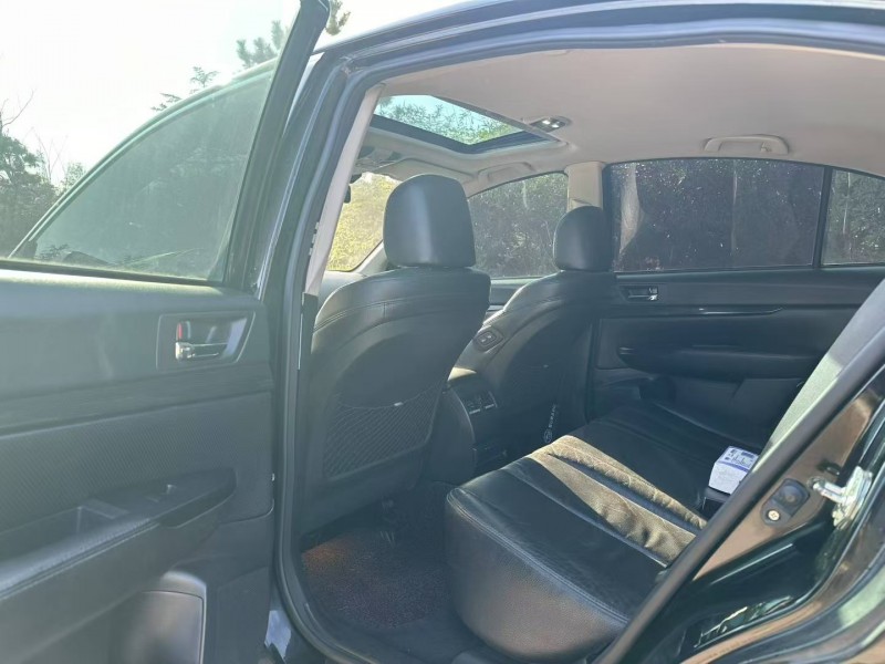 青岛10年斯巴鲁力狮8