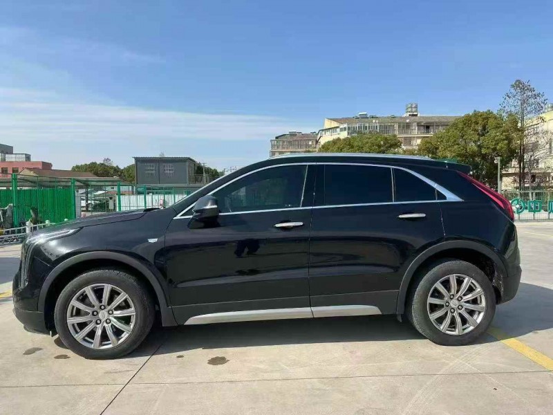 嘉兴20年凯迪拉克XT44