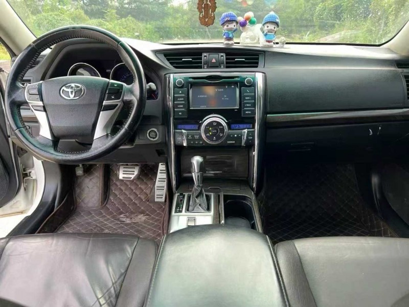 青岛15年丰田锐志8