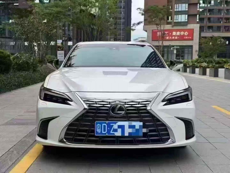 广州25年雷克萨斯ES1