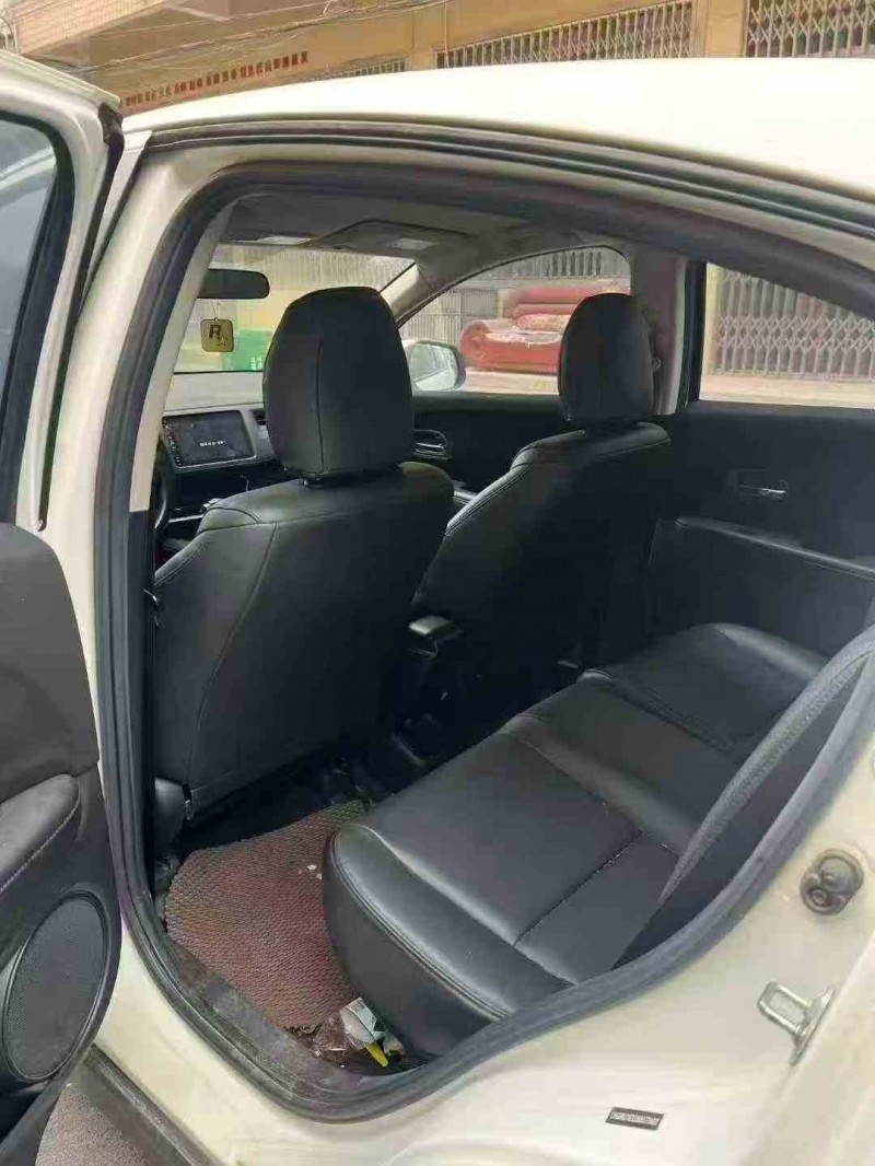 邵阳21年本田缤智5