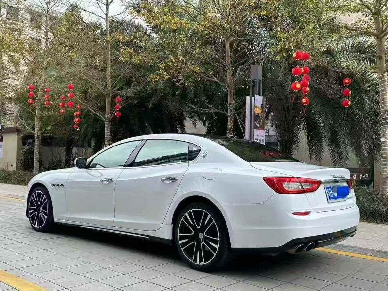 广州17年玛莎拉蒂总裁7