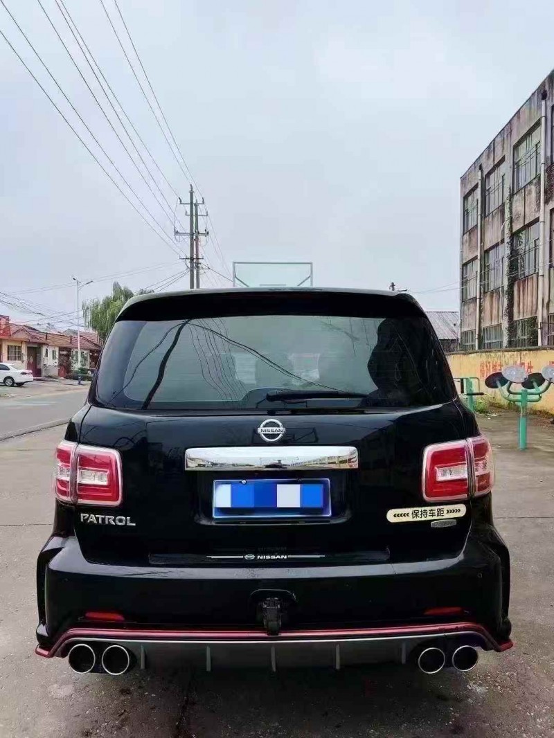 东营17年日产途乐8