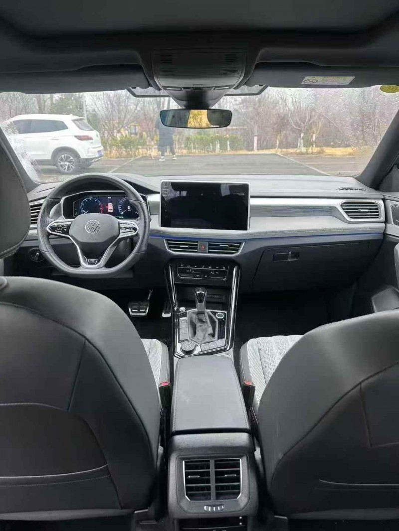 东营22年大众探岳6