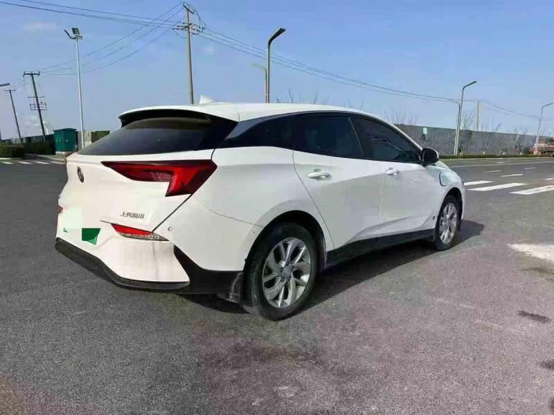 常州24年别克微蓝8