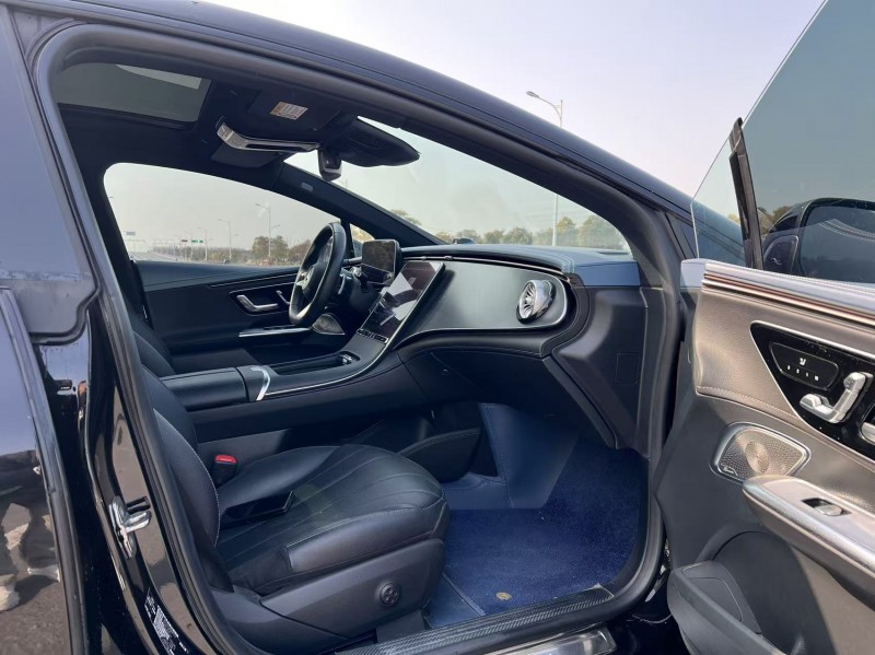 盐城23年奔驰EQE6