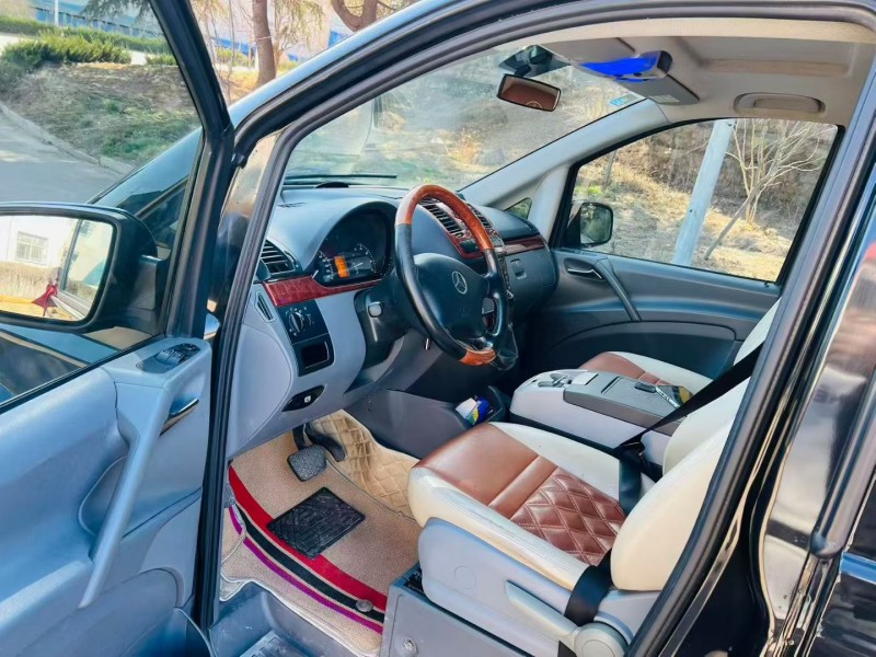 烟台16年奔驰威霆5