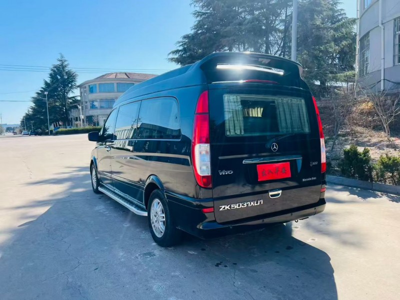 烟台16年奔驰威霆8