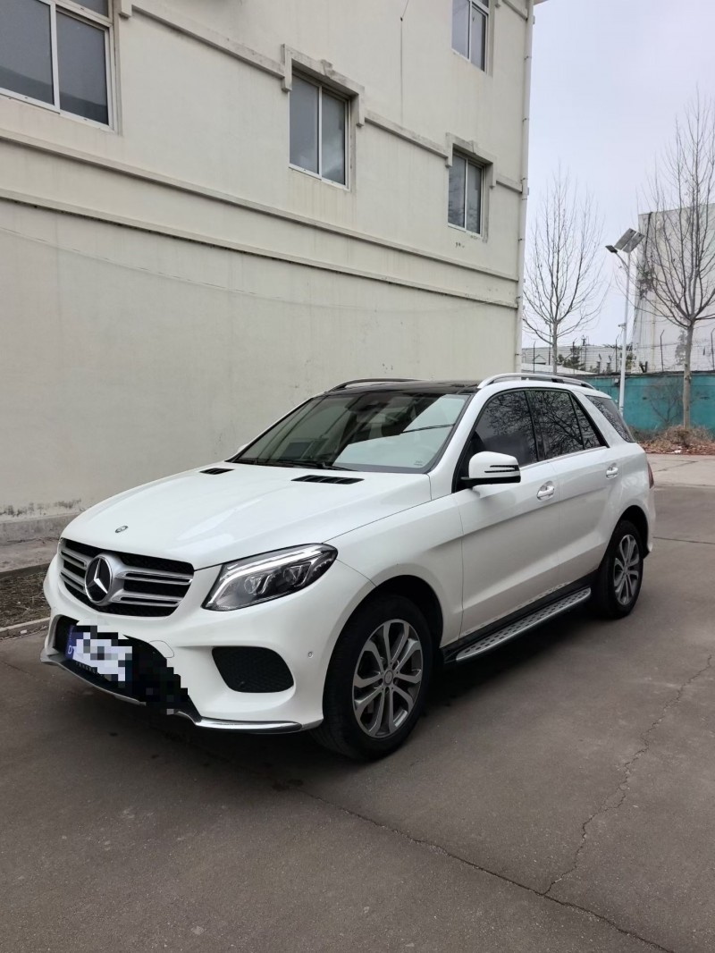 青岛16年奔驰GLE3