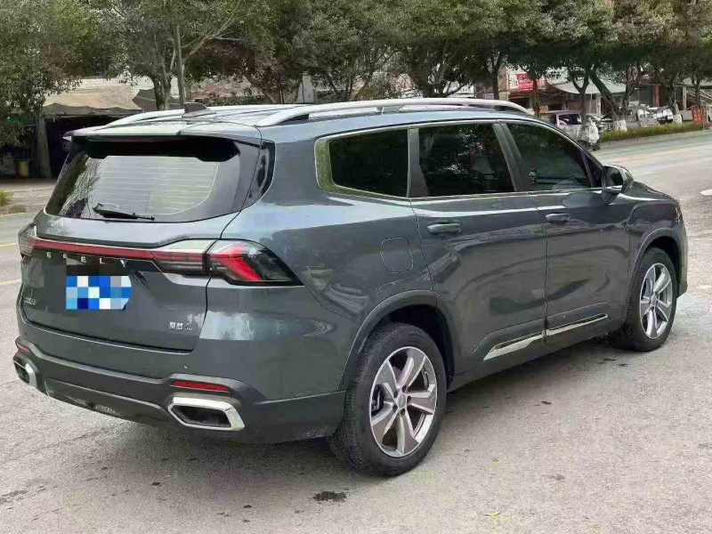 德阳24年吉利豪越7