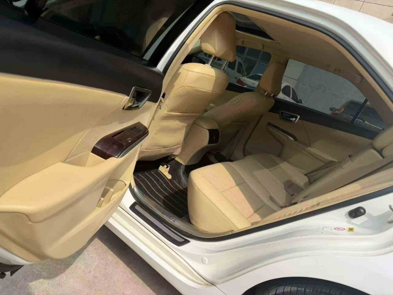 东营17年丰田凯美瑞6