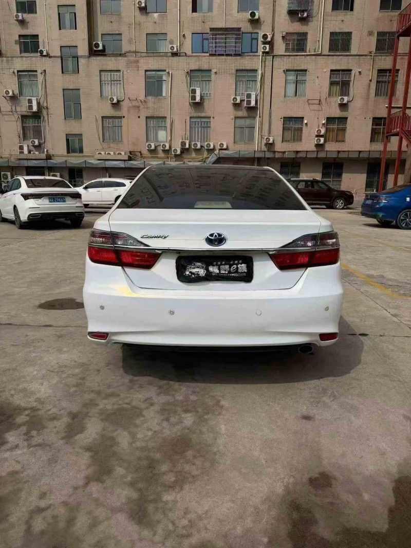 东营17年丰田凯美瑞9