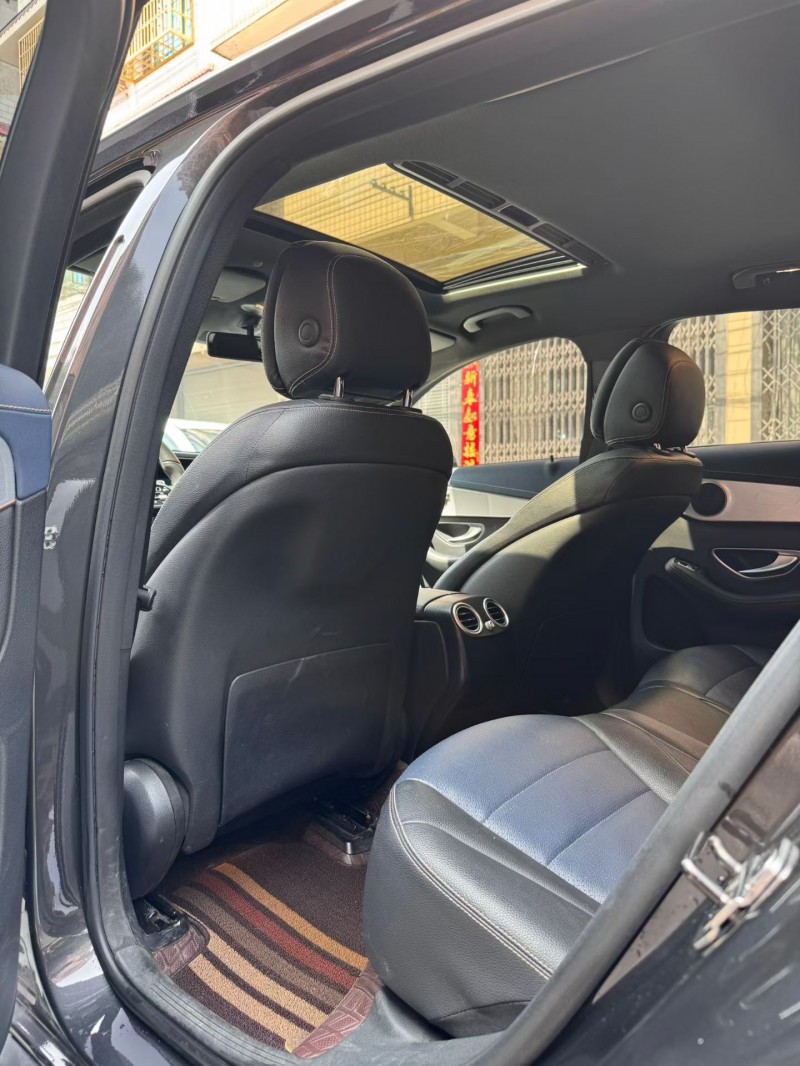 长沙22年奔驰EQC8