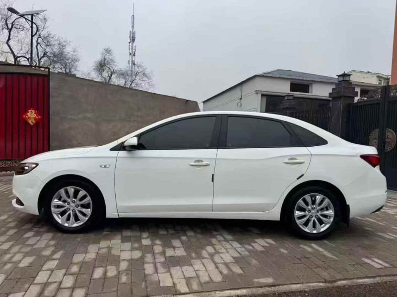 邯郸22年别克英朗2