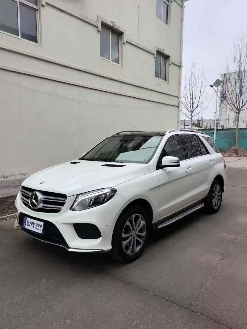 济宁16年奔驰GLE3