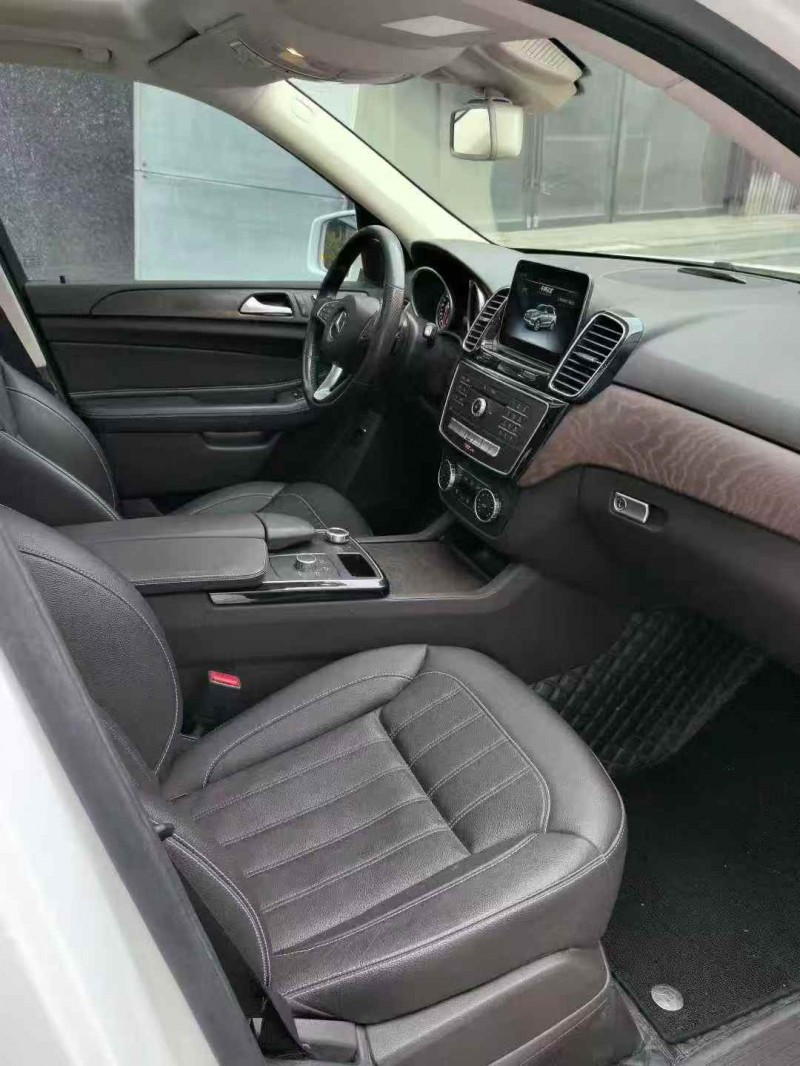 济宁16年奔驰GLE5